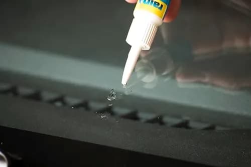 Rain-X 600001 Windshield Repair Kit | Stops Chips & Cracks, 12" Max Length thumbnail 7