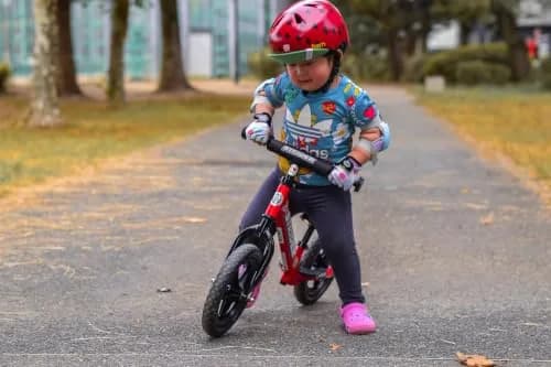 Strider 12 Sport No Pedal Balance Bike for Kids 12 in. Red | Helps Kids Learn Faster & Balance thumbnail 8