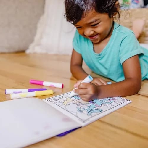 Melissa & Doug On The Go Magicolor Coloring Pad - Princess (18 Pages, 25cm x 15cm) thumbnail 2
