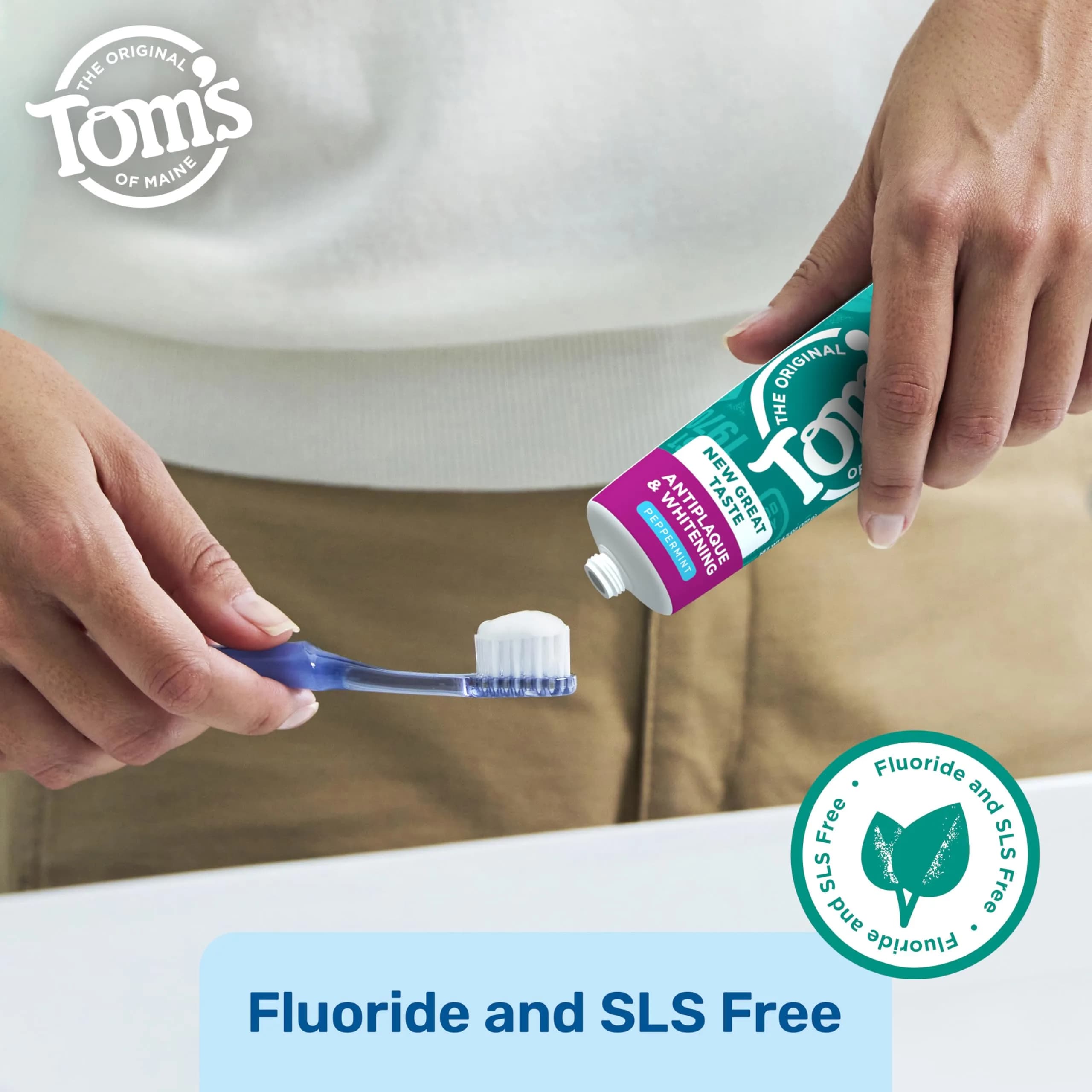 Tom's of Maine Antiplaque and Whitening Toothpaste, Peppermint, 2 x 156g (5.5 oz) | Fluoride-Free Natural Whitening - view 5