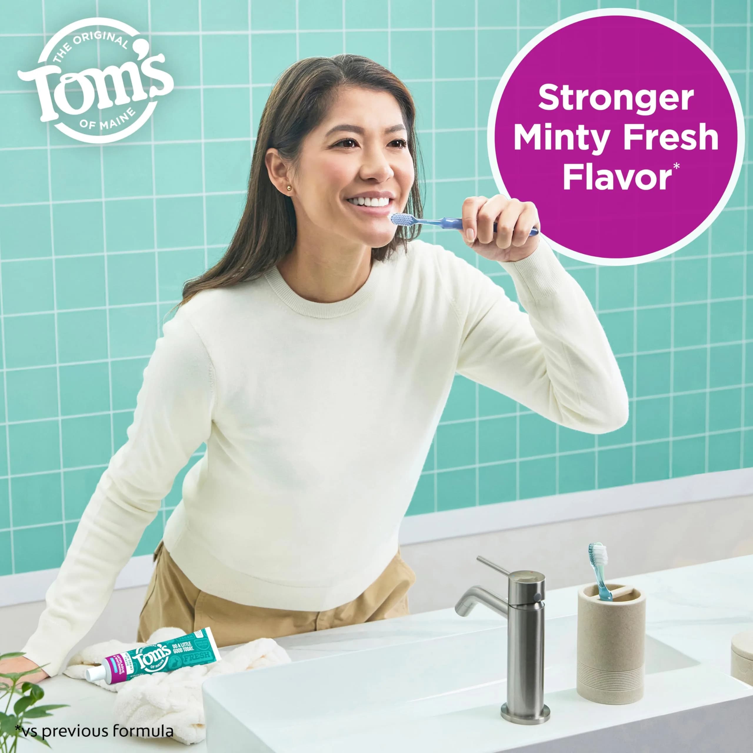 Tom's of Maine Antiplaque and Whitening Toothpaste, Peppermint, 2 x 156g (5.5 oz) | Fluoride-Free Natural Whitening - view 3