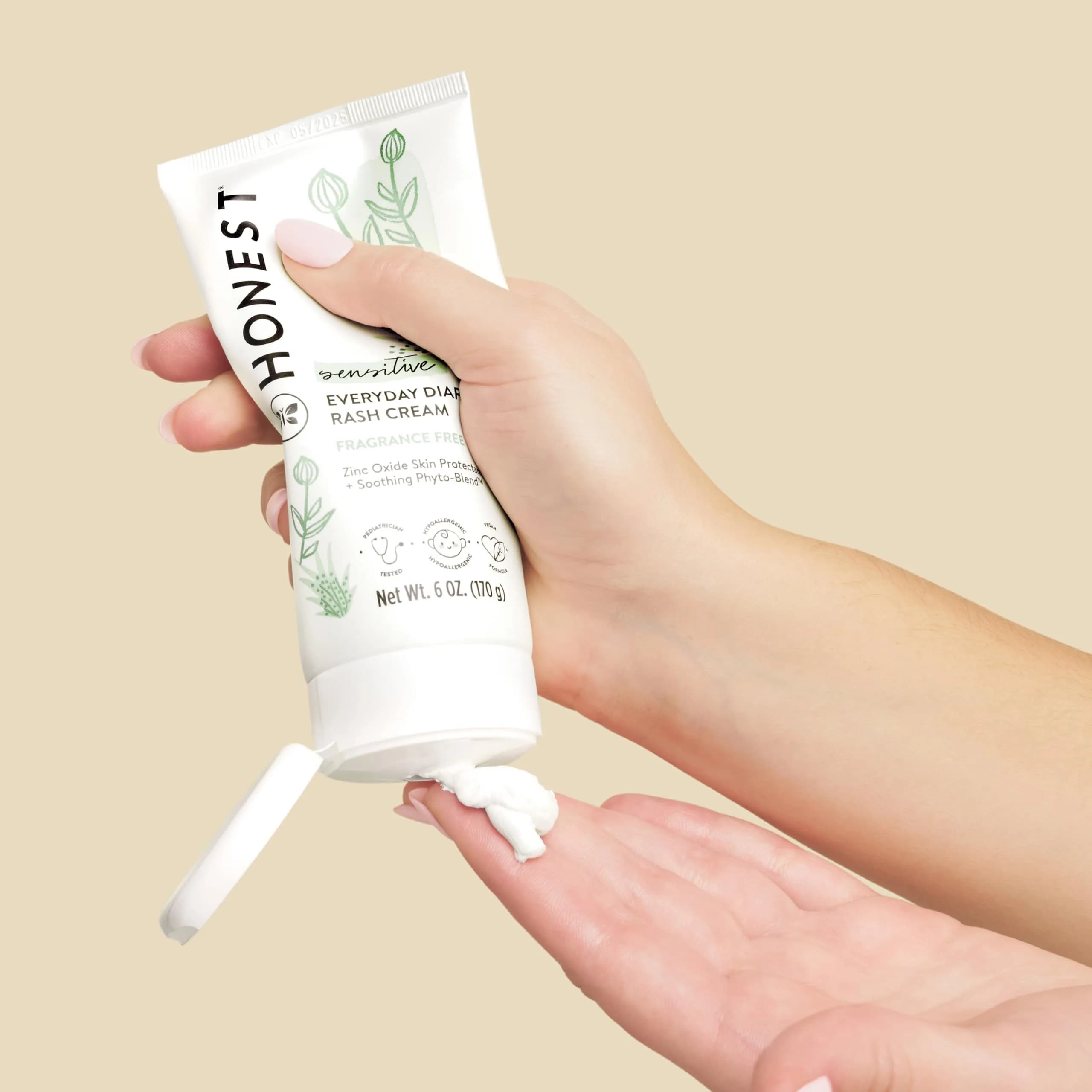 The Honest Company Hypoallergenic Diaper Rash Cream | Zinc Oxide 2.5 oz (70g) | NEA Recognized, Cruelty Free - view 3