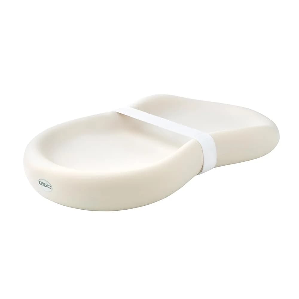 Keekaroo Peanut Changer Baby Vanilla | Water-Resistant Wipeable Changing Pad (70-120 chars) — Vanilla