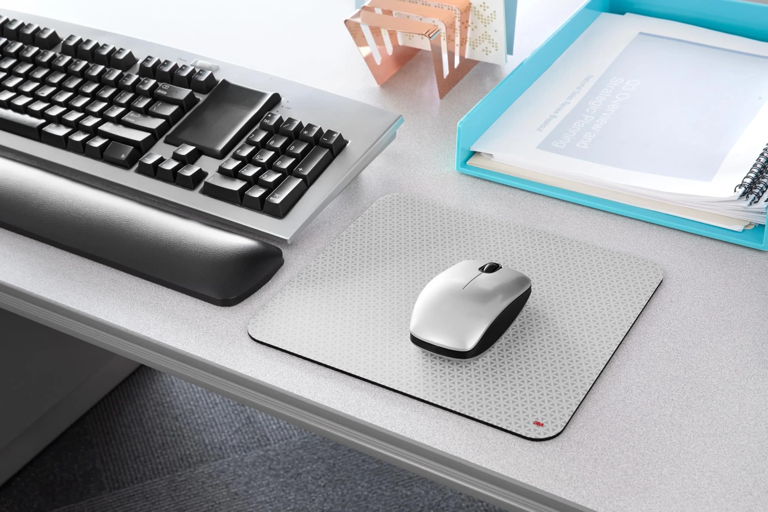 3M Precise Mouse Pad with Non-Skid Foam Backing, 22 cm x 20 cm (9 in x 8 in) | Enhances Optical Mouse Precision - view 8