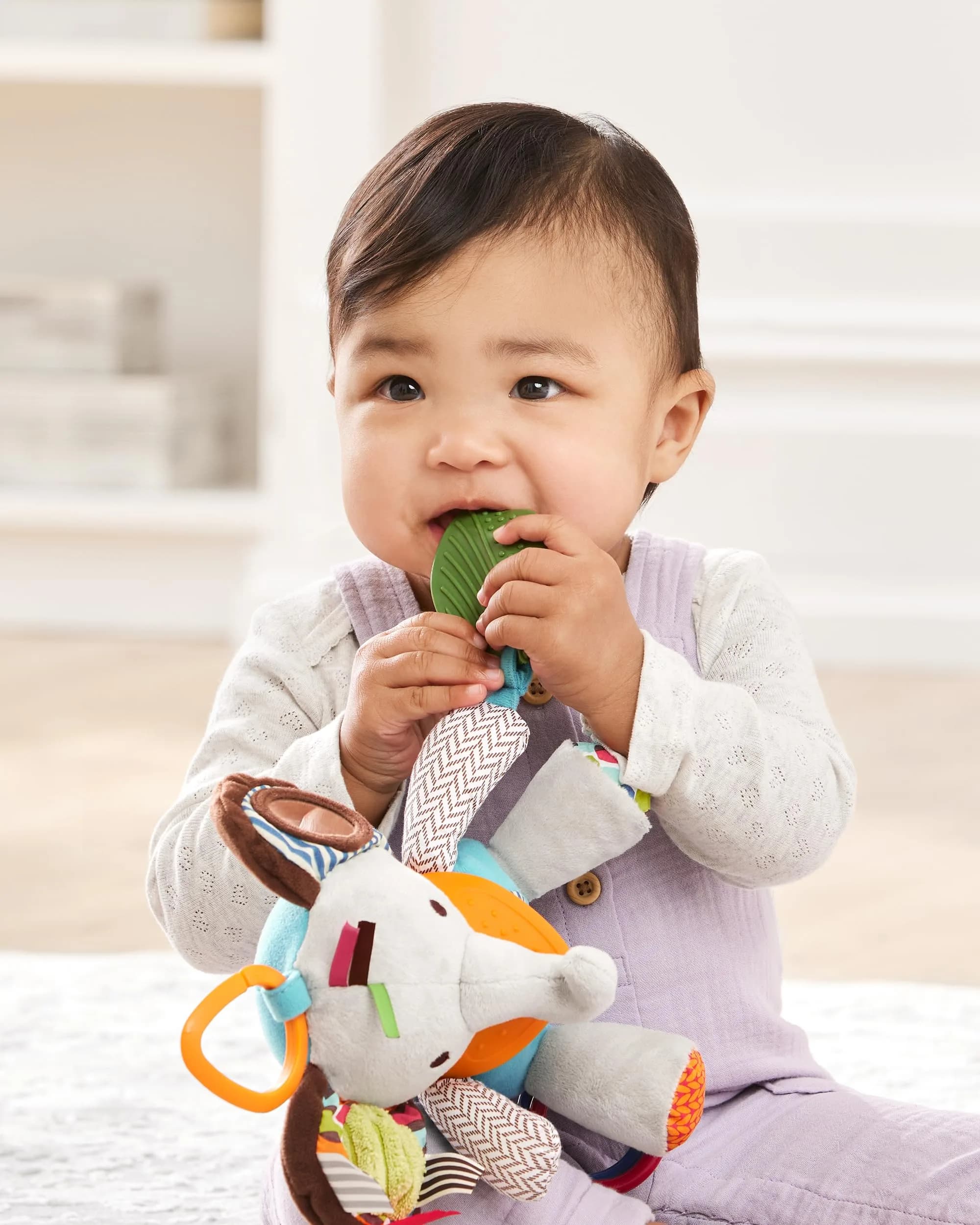 Skip Hop Bandana Buddies Activity and Teething Toy with Rattle and Textures, Elephant 13cm (5") | BPA-Free, Phthalate-Free, CPSIA Compliant - view 5