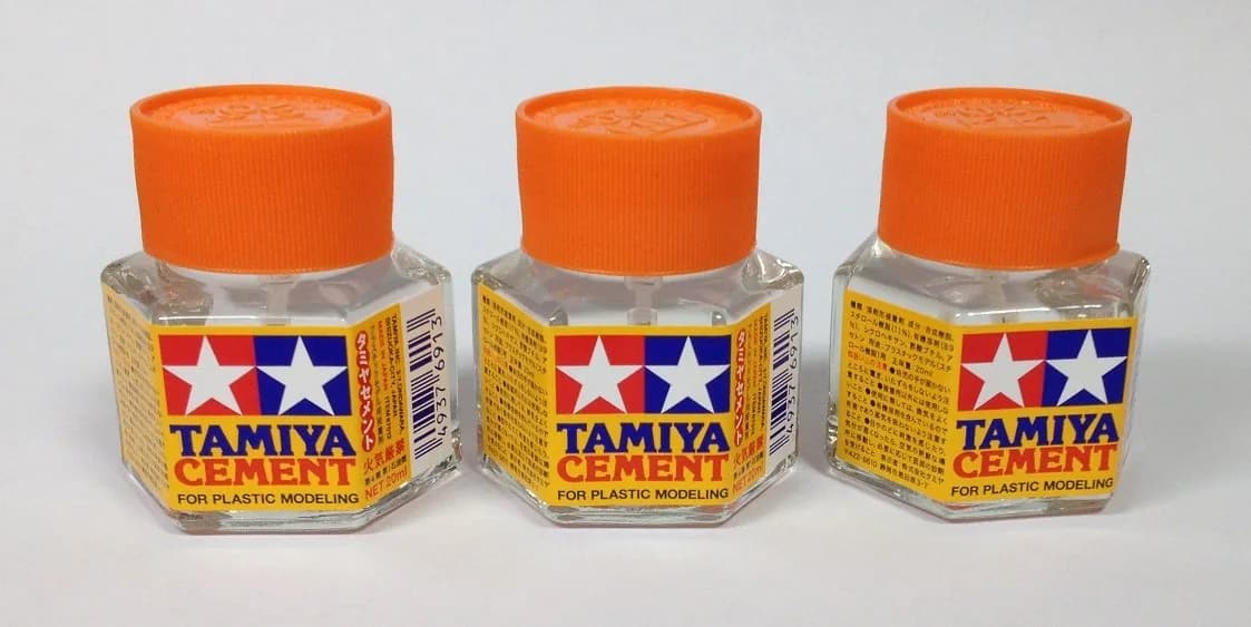 Tamiya Plastic Cement 20ml (0.676 Fl Oz) 3-Pack | Bonds Polystyrene & Acrylic Models — White