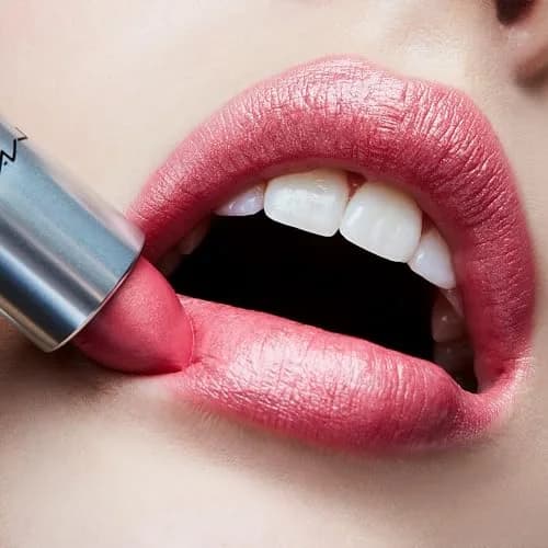 MAC Frost Lipstick # Bombshell | Hydrating, Long-Lasting Cream Lip Color (0.1 Oz) thumbnail 3