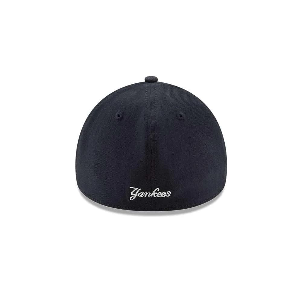 New Era MLB New York Yankees Team Classic 39Thirty Stretch Fit Cap, Black, Small/Medium - view 4