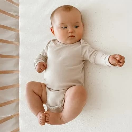 Woolino 100% Superfine Merino Wool Baby Bodysuit Long Sleeve 3-6 Months | Temperature-Regulating & Soft thumbnail 4