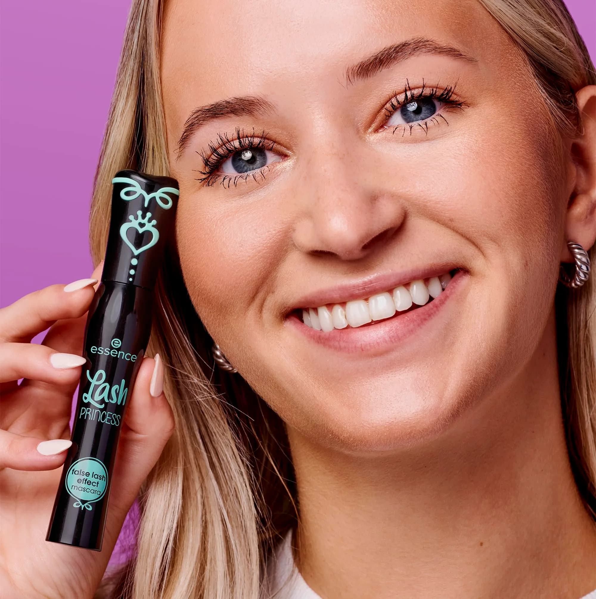 Essence Lash Princess False Lash Effect Mascara Black | Volumizing & Lengthening Mascara for Bold Lashes - view 6