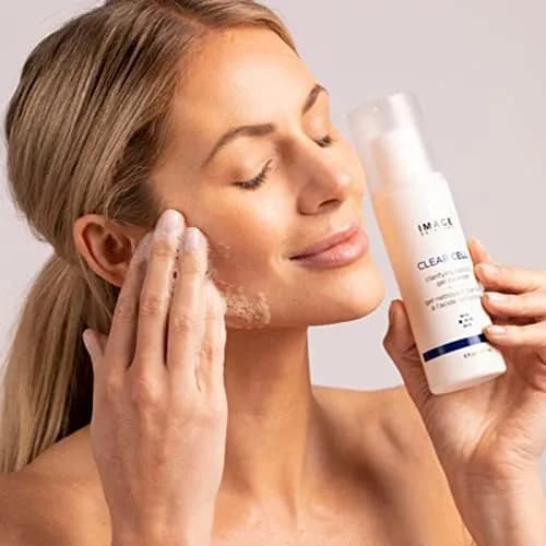 IMAGE Skincare CLEAR CELL Salicylic Gel Cleanser 6 fl oz | Gently exfoliates excess oil, shine & impurities for healthy skin thumbnail 8