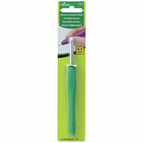 Clover Amour Crochet Hook 5.5mm (0.22 in) Green | Made in Japan thumbnail 1