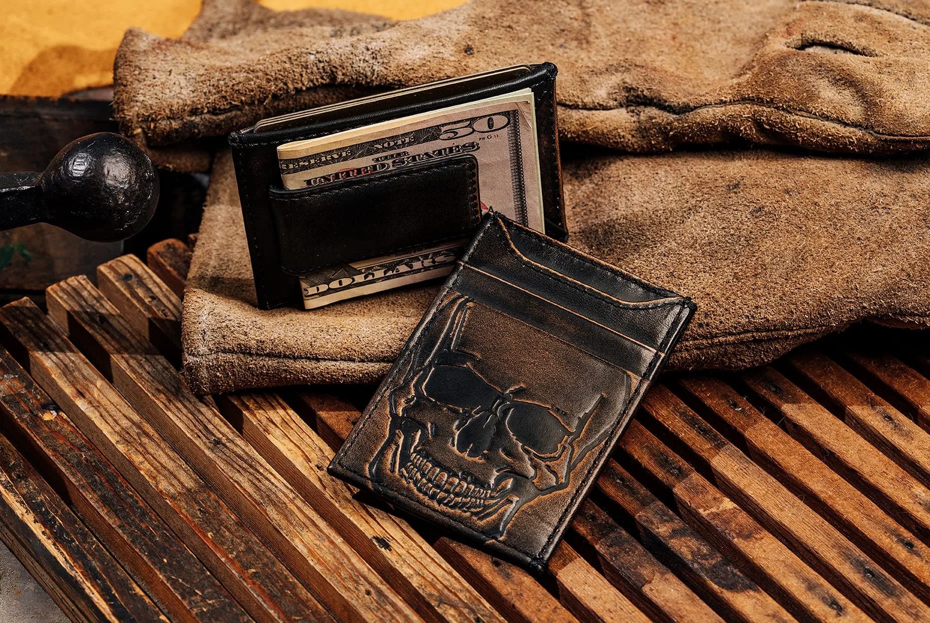 House of Jack Co. Skull Magnetic Money Clip Wallet 3.6cm (1.4in) | Full Grain Leather - view 2