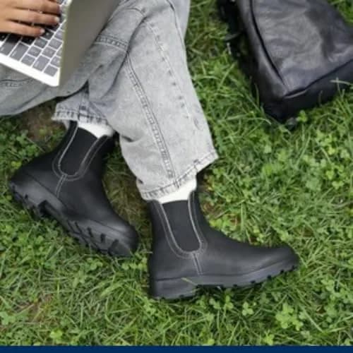 Blundstone Chelsea Boots Women Slip On High Top Ankle Boot Voltan Blk 4.5AU | Water-Resistant Leather, Cushioned Comfort thumbnail 2