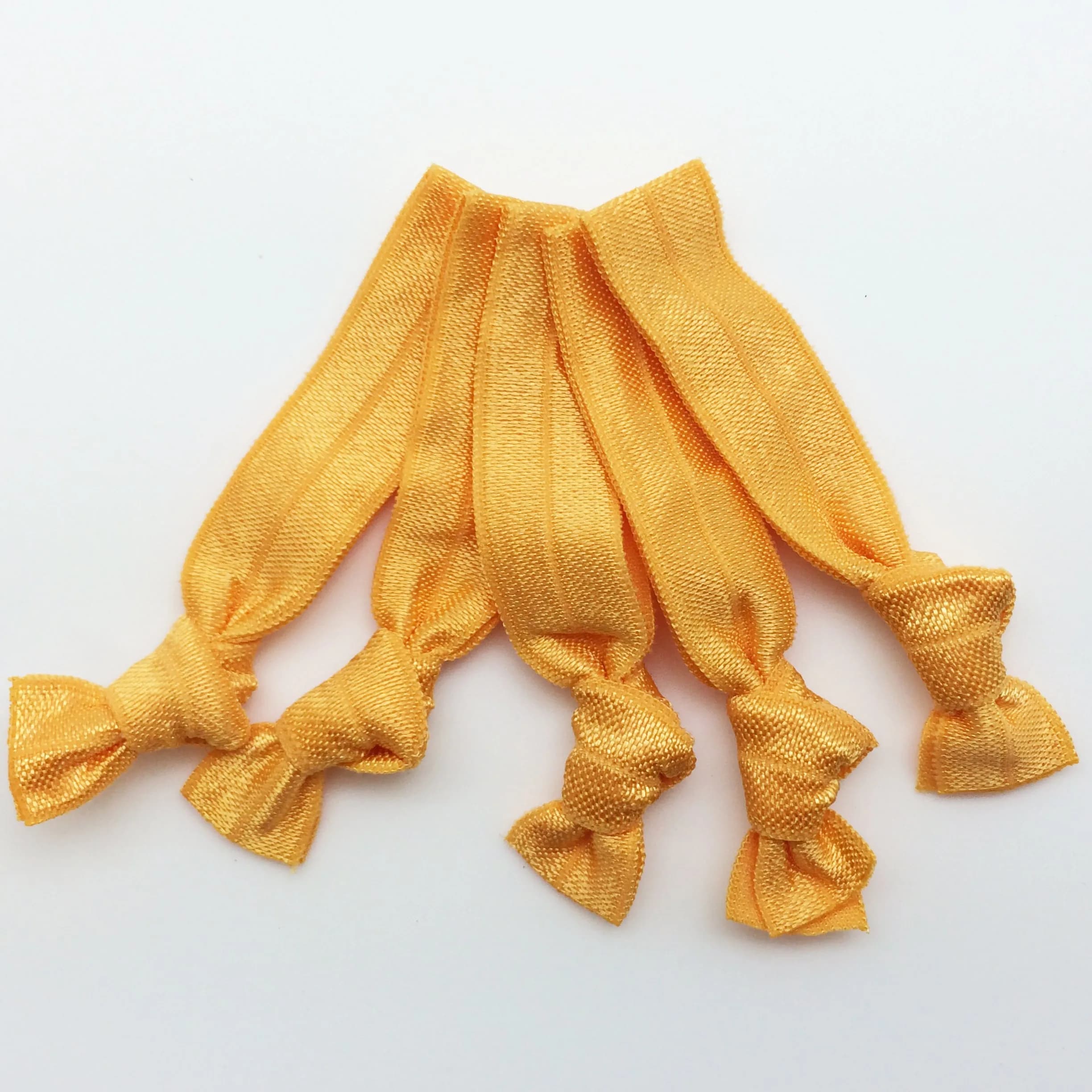PEPPERLONELY No Crease Elastic Hair Ties - Yellow Gold | No Tug Ouchless Ponytail Holders (20 pcs, Curly Hair)