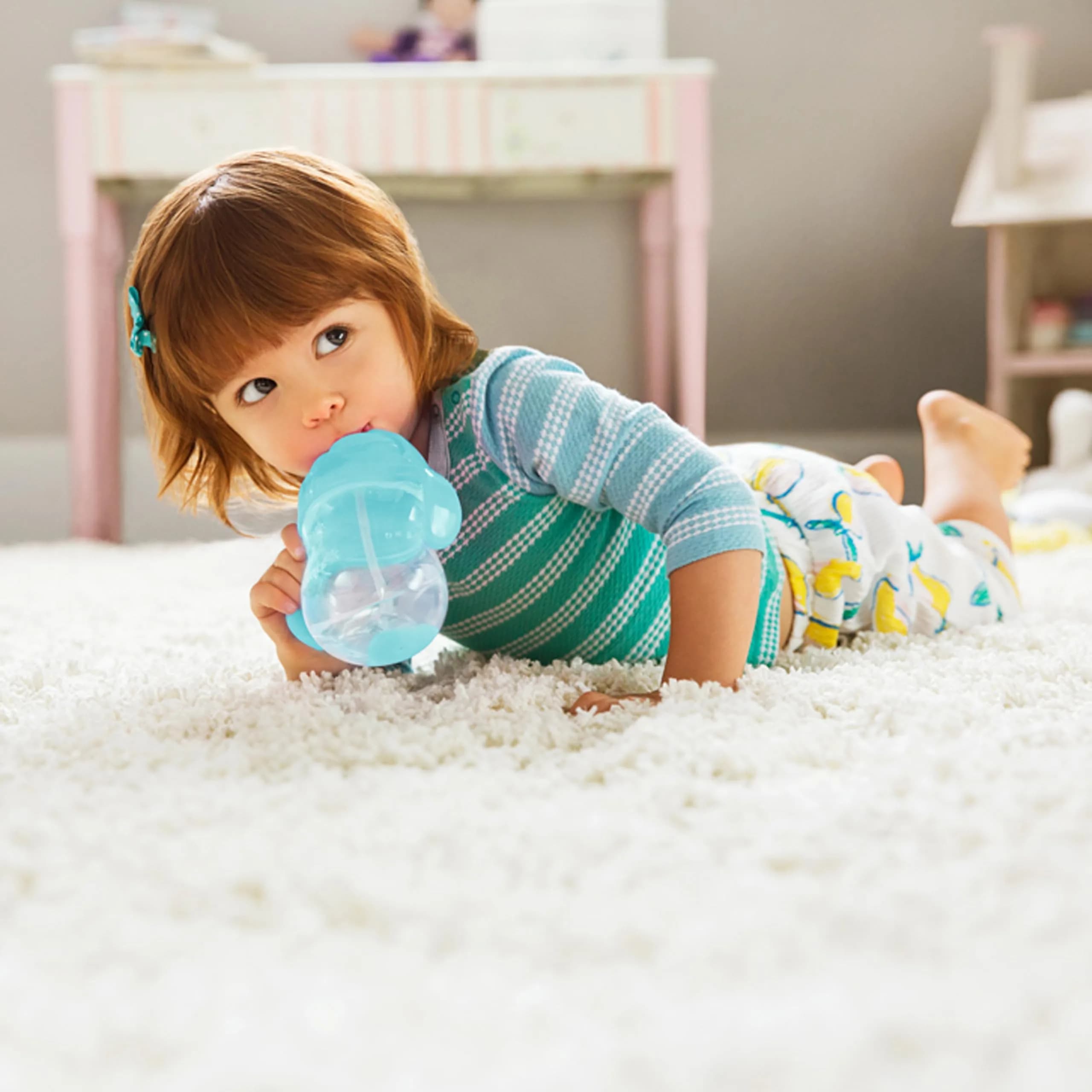 Munchkin Any Angle Sippy Cup for Toddlers, 207ml (7 Ounce) Blue | Spill-Proof Weighted Straw Cup with Transition Handles - view 2