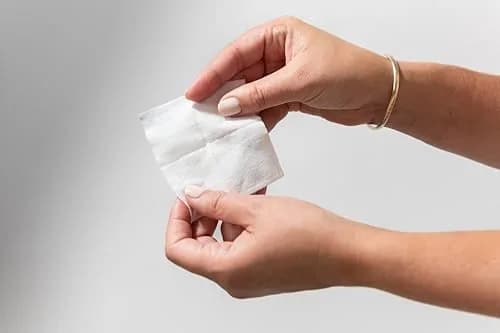 m-61 PowerGlow Peel Exfoliating Facial Peel 10 Treatments | 1-Minute, At-Home Skin Resurfacing thumbnail 4