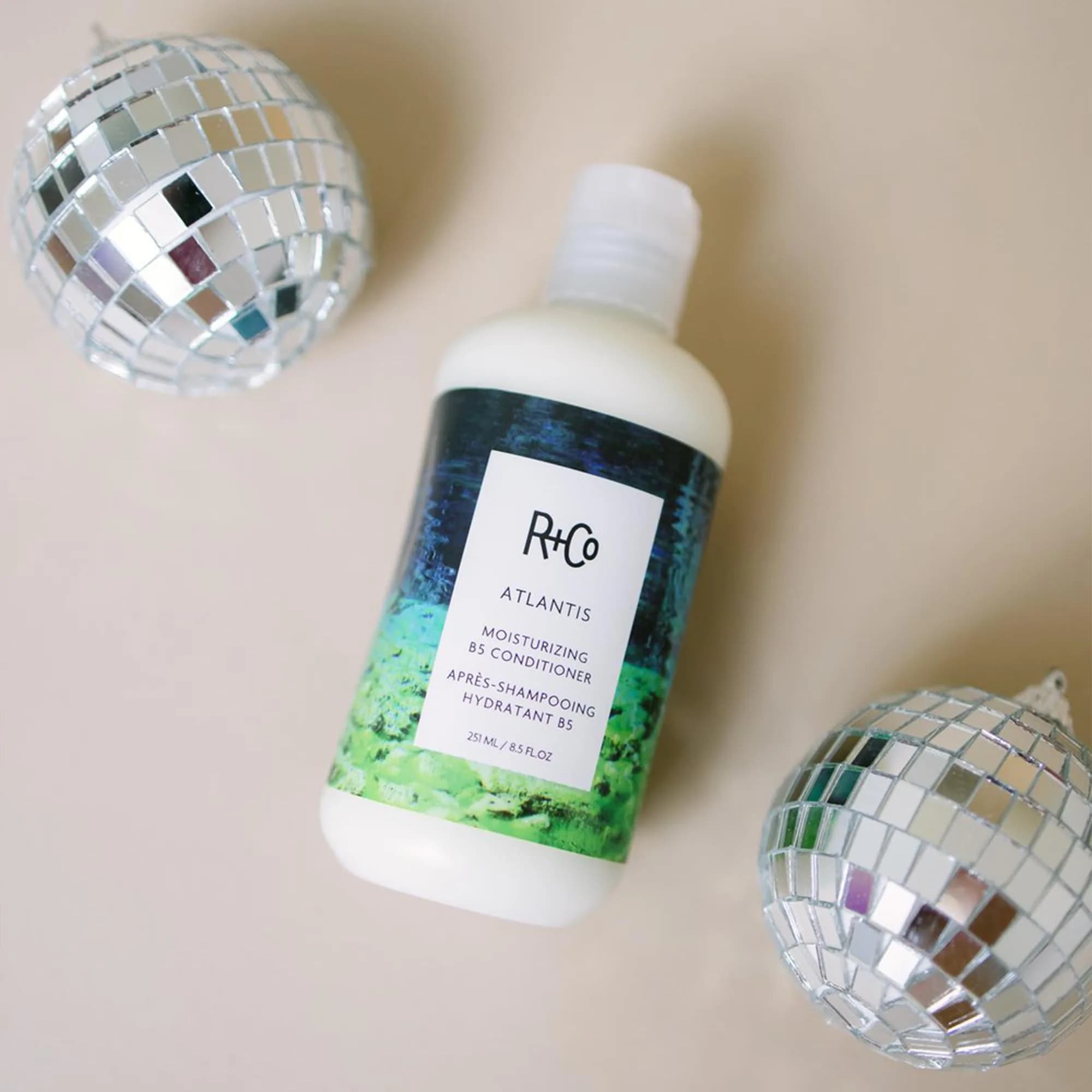 R+Co Atlantis Moisturizing B5 Conditioner 241ml (8.5 Fl Oz) | Deeply Conditions Dry Hair - view 5
