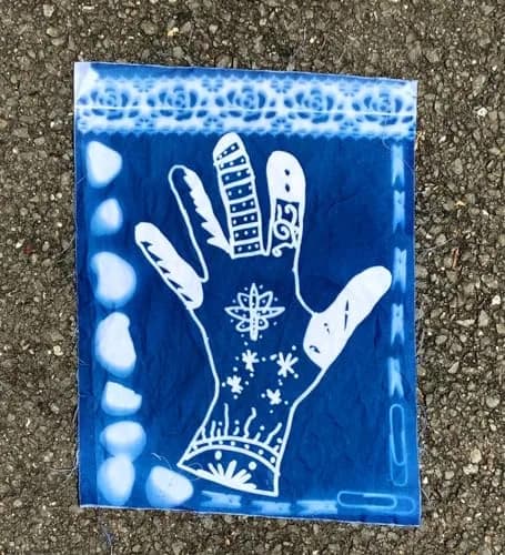 Jacquard Cyanotype Sensitizer Set | Ancient Photographic Process for Paper & Fabric Prints thumbnail 7