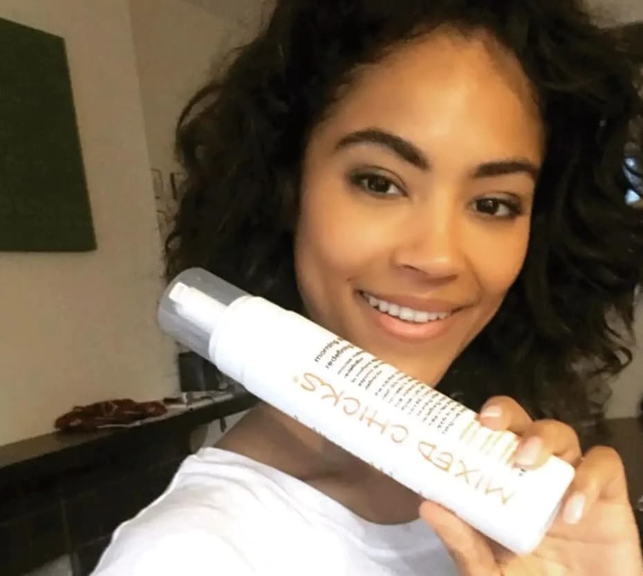 Mixed Chicks Morning After Redefining Hair Foam, 236ml | Boosts Next Day Hair, Flat & Dull Hair Solution thumbnail 10