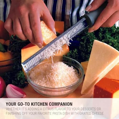 Microplane Classic Twin Pack Zester Grater 25.4 cm (10") | Surgical-Grade Stainless Steel Blade thumbnail 7