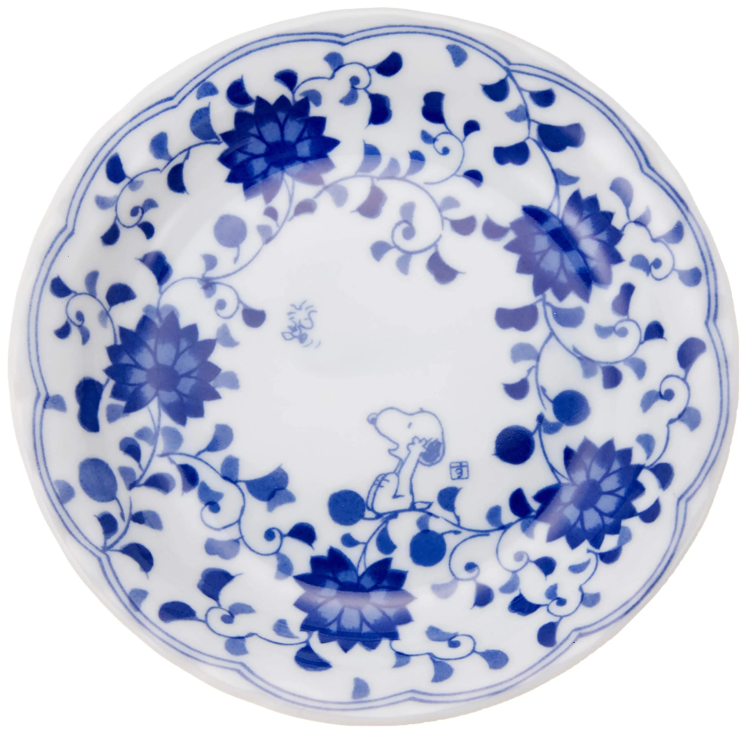 金正陶器(Kaneshotouki) Sunupii Indigo Arabesque 5-Size Plate | Porcelain Dinnerware with Traditional Pattern (16.5cm Diameter) - main product image