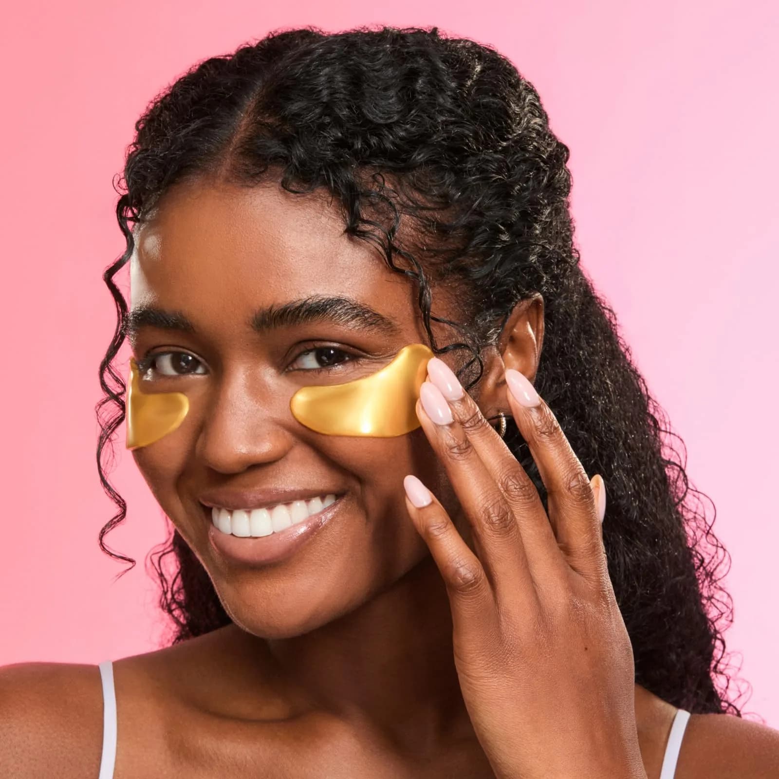 grace & stella Gold Under Eye Mask for Dark Circles & Puffy Eyes - 48 Pairs | Award Winning Vegan Gel Self Care Patches - view 5