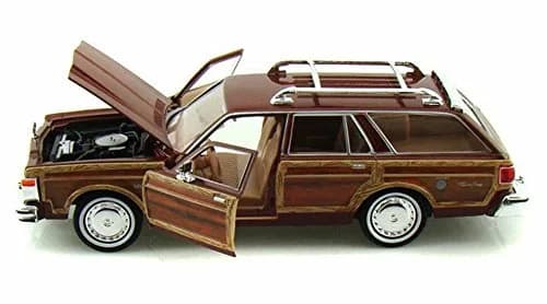 Motormax 1/24 Scale Diecast Model Car Chrysler LeBaron Town & Country Wagon, Red with Woodie Siding | 8" Length, Opening Doors & Hood thumbnail 3