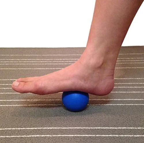 Kieba Massage Lacrosse Balls (2.5 in / 6.35 cm) for Myofascial Release, Trigger Point Therapy, Muscle Knots, Yoga Therapy | Set of 2 Firm Balls (Blue and Red) thumbnail 5