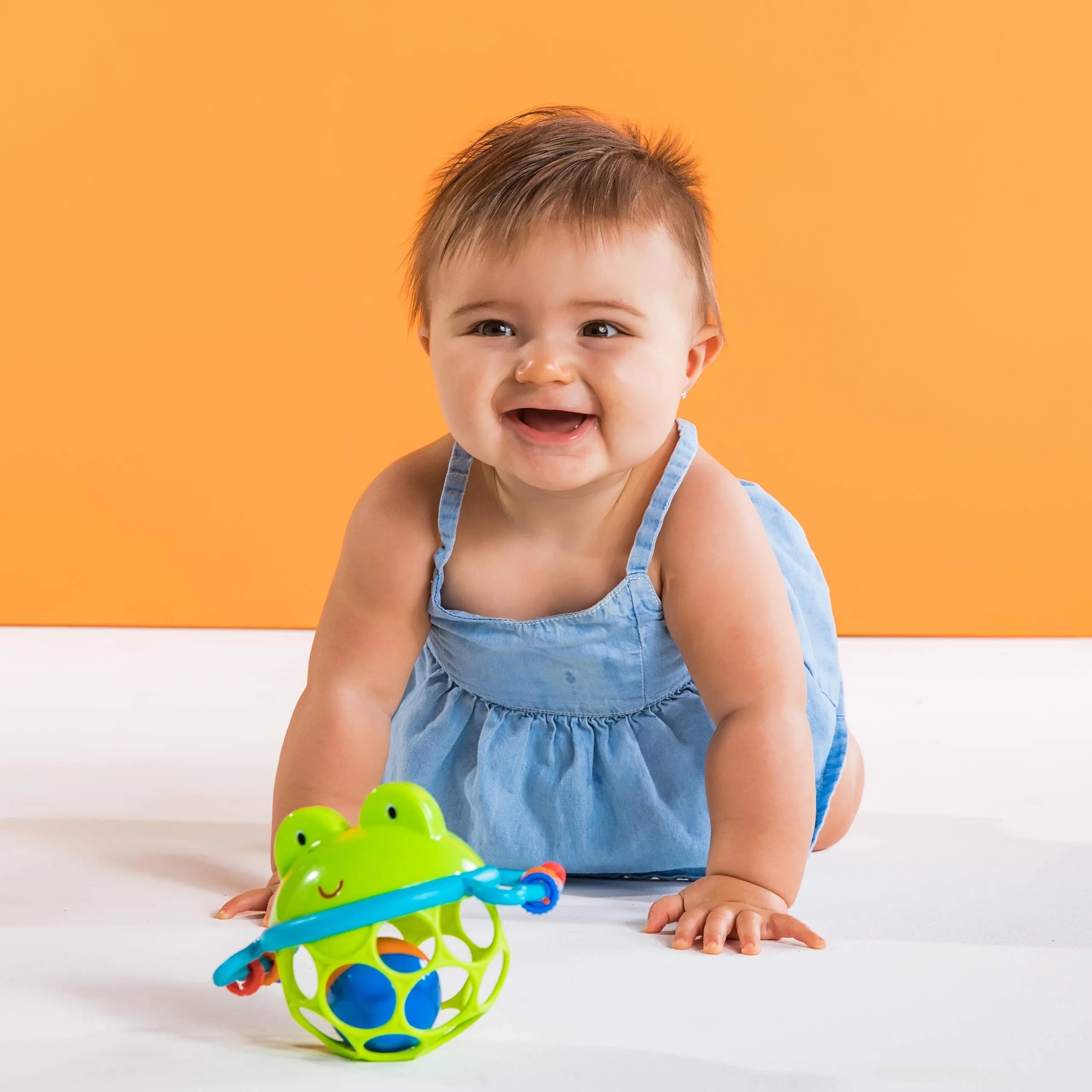 Bright Starts Oball Jingle & Shake Pal Musical Toy | BPA-Free Easy-Grasp Baby Rattle Toy (Green Frog) - view 6