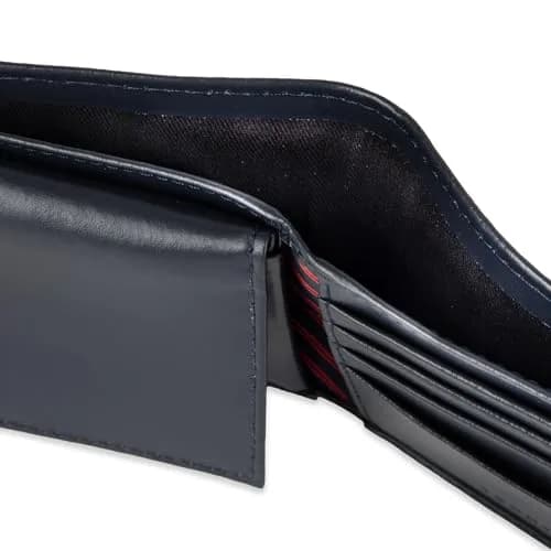Tommy Hilfiger Men's Slim Bifold Leather Wallet with Removable ID Window, Navy Ned, 10.16 cm x 11.43 cm (4 in x 4.5 in) thumbnail 3