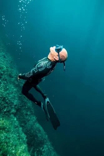 Beuchat Maxlux S Mask Blue for Snorkeling, Scuba Diving, Freediving, Swimming | Panoramic Single Lens Mask 127 cm³ thumbnail 2