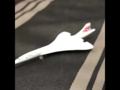 Daron British Airways Concorde Single Plane Toy , White Small | Die-Cast Model for Kids & Collectors thumbnail 3