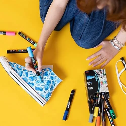 posca Glitter Paint Marker Fine Tip 0.9-1.3mm | Water-Based, Non-Toxic, Vibrant Orange Glitter thumbnail 5