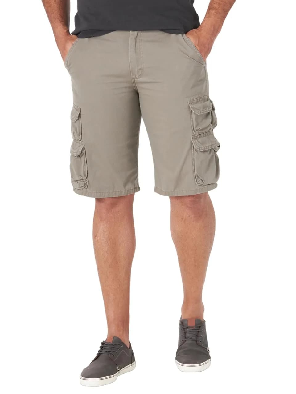 Wrangler Authentics Men's Premium Twill Cargo Short (Bennard), Bullfrog, 34 | Relaxed Fit, 11" Inseam, Cotton Twill