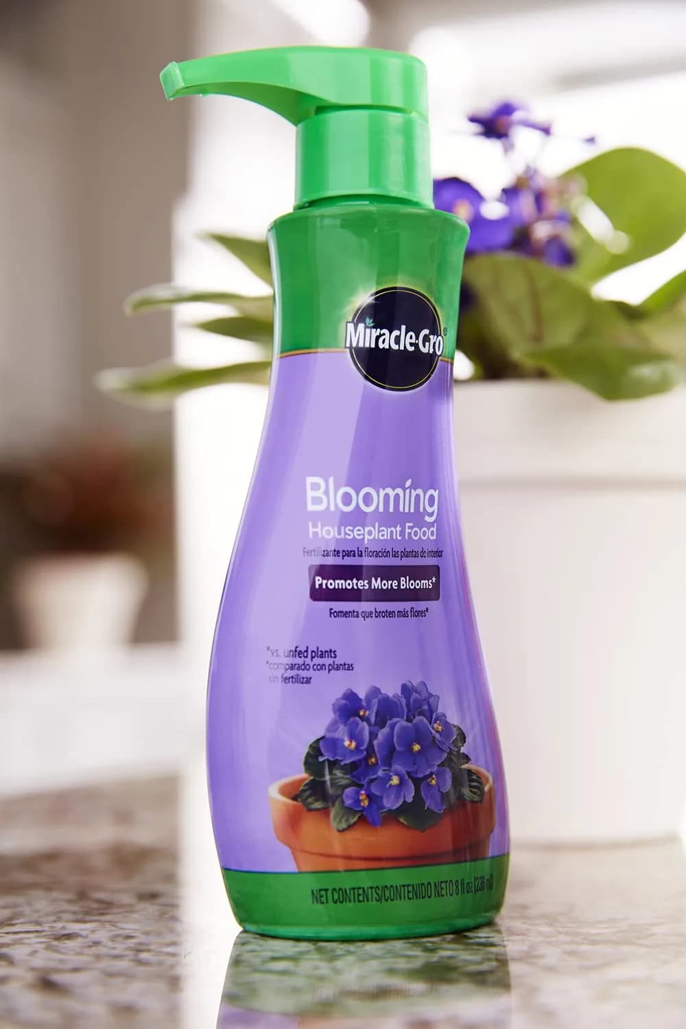 Miracle-Gro Blooming Houseplant Food, Plant Fertilizer 48 fl oz (6 x 8 fl oz Bottles) | Promotes More Blooms - view 2