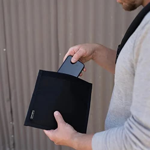 OFFGRID Non Window Faraday Bag For Phone, Signal Blocking 21.8cm (8.6") | Blocks All Signals thumbnail 5