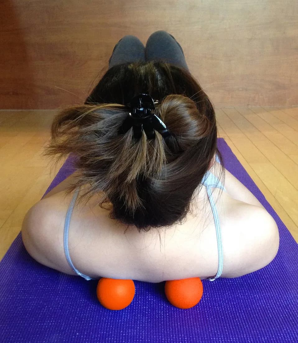 Kieba Massage Lacrosse Balls - Set of 2 Firm Orange Balls (2.5 in / 6.35 cm) for Trigger Point Therapy - view 3