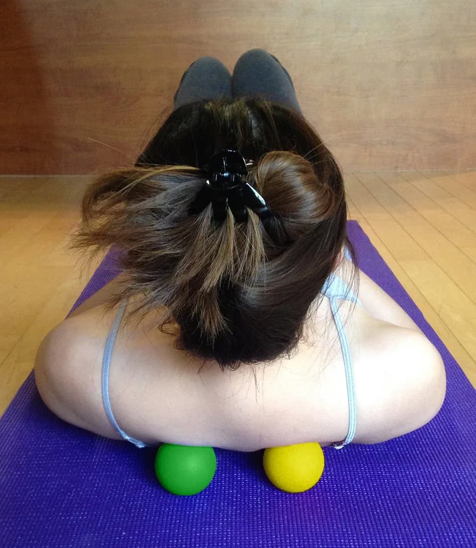 Kieba Massage Lacrosse Balls for Myofascial Release, Trigger Point Therapy, Muscle Knots, and Yoga Therapy. Set of 2 Firm Balls (Green and Yellow) | Effective Muscle Knot Relief - view 3