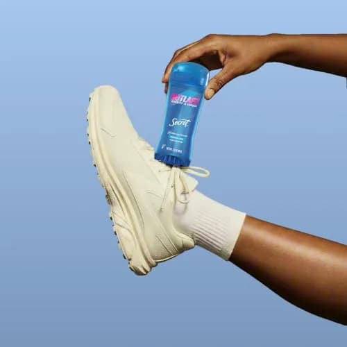 Secret Outlast Antiperspirant Deodorant for Women, 72hr Sweat & Odor Protection, Clear Gel, Clean Lavender Scent, 75g (2.6 oz) thumbnail 8