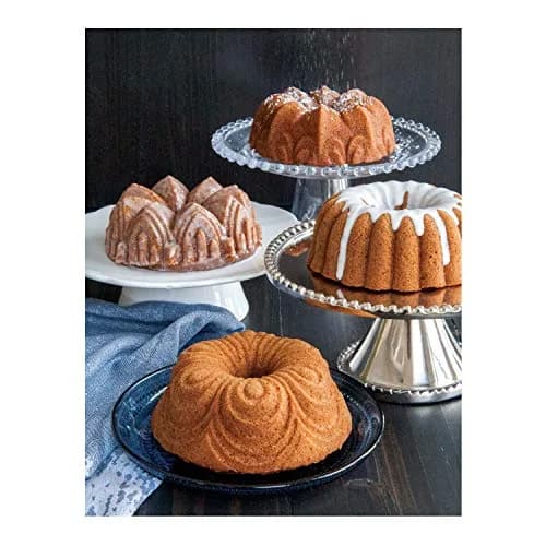 Nordic Ware 91377 Heritage Bundt® Pan, 9 Cup, Gold | Intricate Cast Aluminum Design thumbnail 5