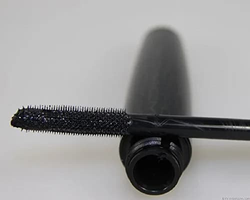 MAC Extreme Dimension 3D Black Lash Mascara | Volumizing, Lengthening, Curling, Conditioning thumbnail 2
