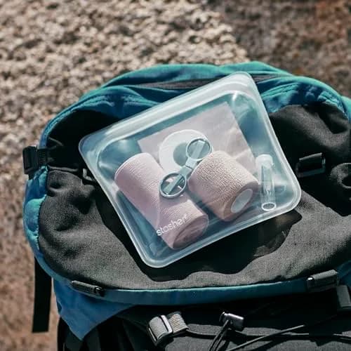 Stasher Premium Reusable Silicone Food Storage Sandwich Bag, Clear, 28 oz (794 ml) | Airtight, Leak-Free Pinch-Loc Seal thumbnail 5
