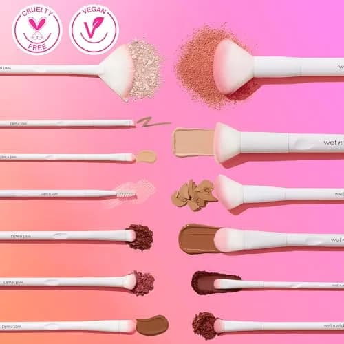 wet n wild Small Concealer Brush | Precise Undereye & Blemish Coverage, Vegan Polymax Fibers thumbnail 2