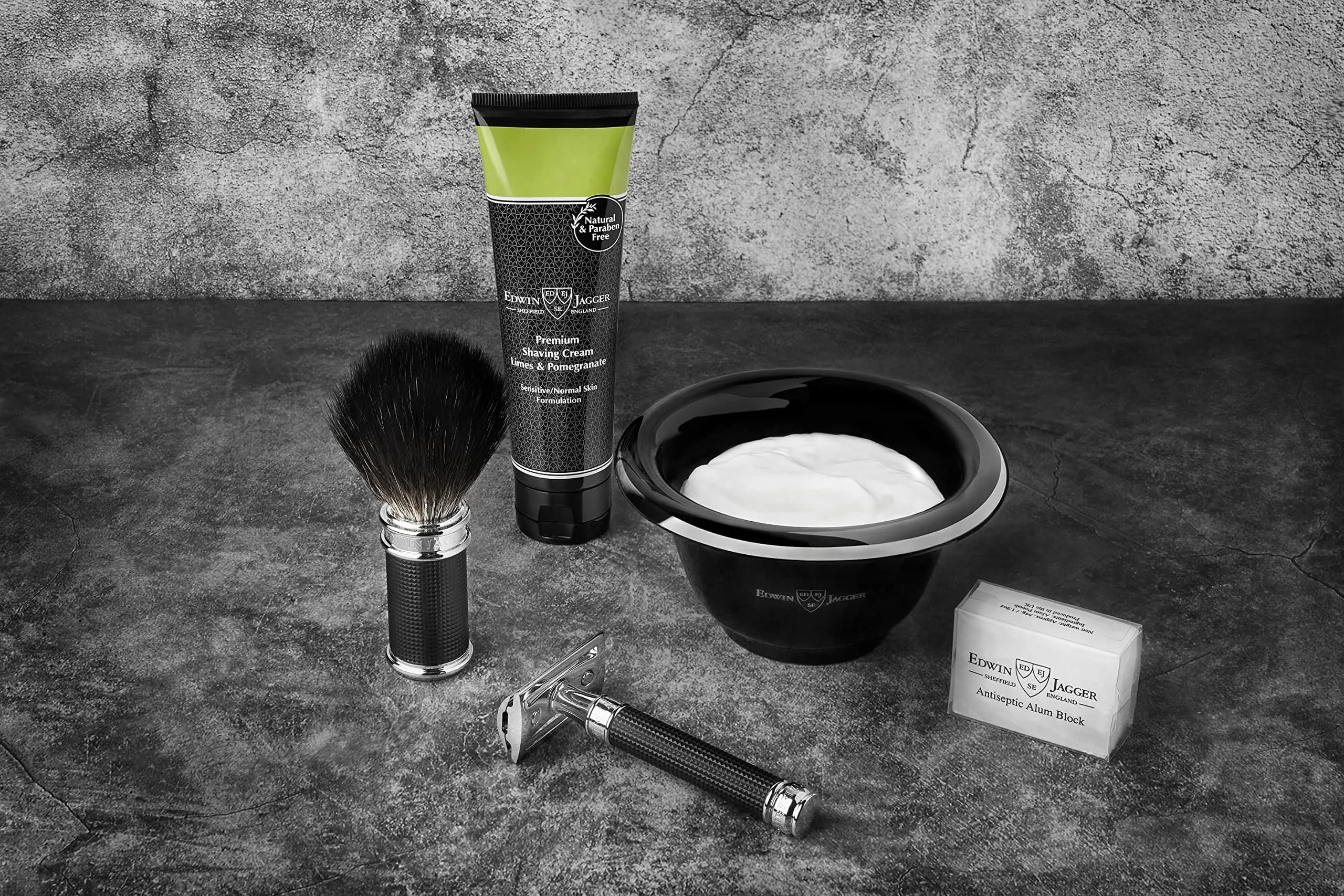 Edwin Jagger Double Edge Safety Razor, Regular Handle, Black Chrome Laser 3D Diamond thumbnail 4