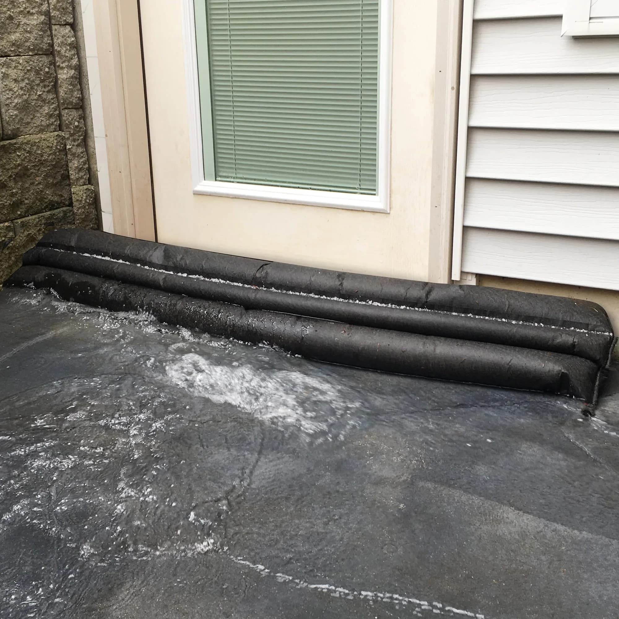 Quick Dam QD65-26 Water-Activated Flood Barriers, 26 Pack, Black | Flood Control Solution - view 2