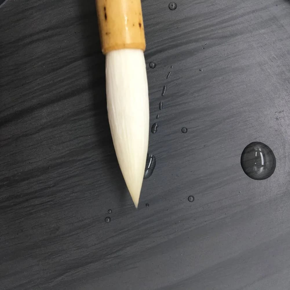 Easyou Hu Brush Chinese Brush for Calligraphy & Sumi Drawing | 0.6cm (0.24") Brush Width, 3cm Hair Length, 21cm (8.27") Brush Length - view 5