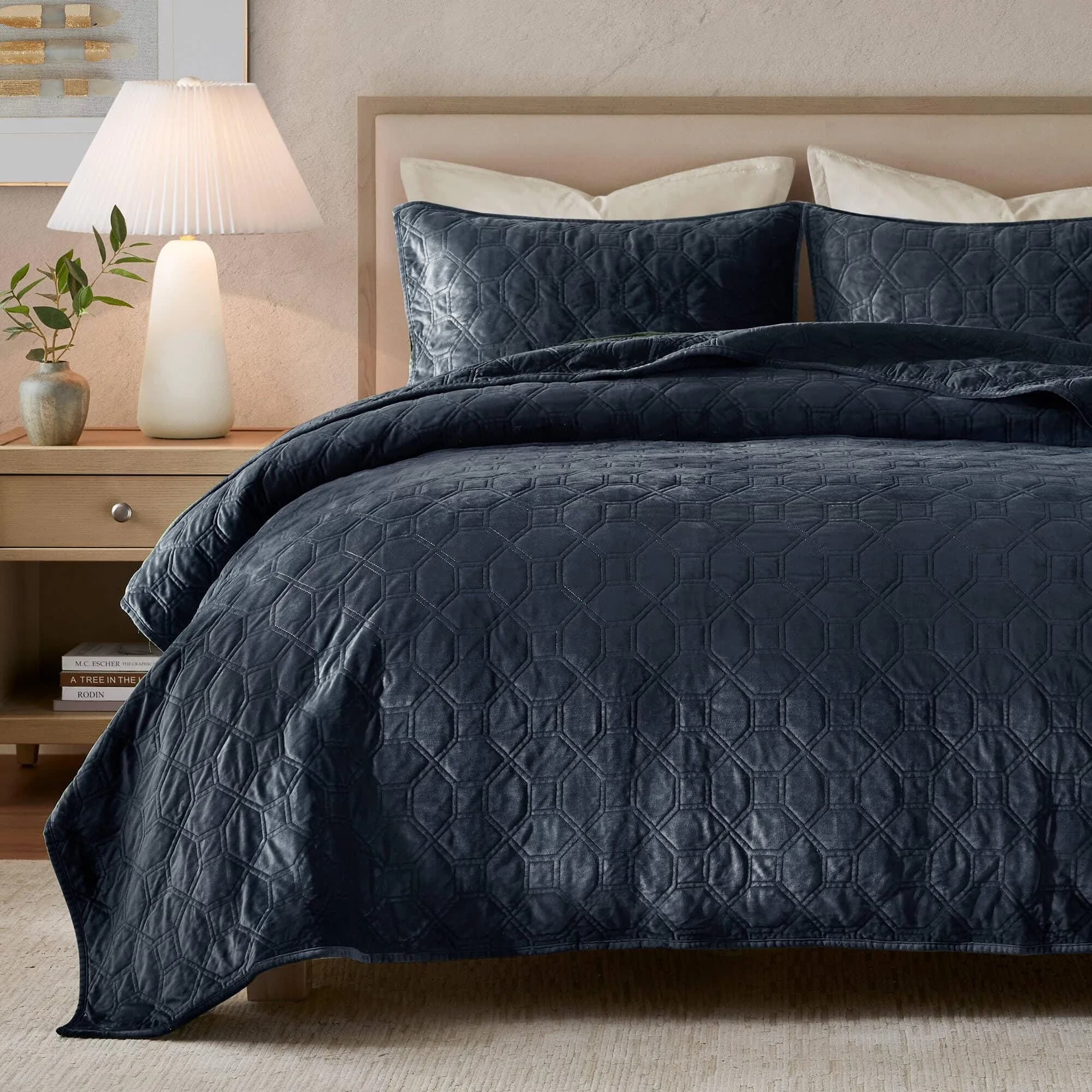 Madison Park Velvet Casual Geometric Stitching Navy King Quilt Set, 3pc | All-Season, Soft Velvet, Geometric Design - main product image
