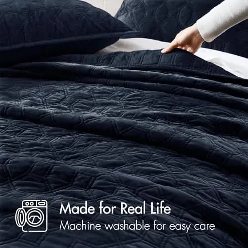 Madison Park Velvet Casual Geometric Stitching Navy King Quilt Set, 3pc | All-Season, Soft Velvet, Geometric Design thumbnail 5