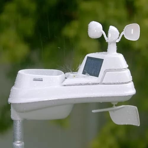 AcuRite Iris 5-in-1 Weather Station with HD Display, Lightning Detection & Barometer | 2.65 kg (5.5 lb) Weather Monitoring System thumbnail 4